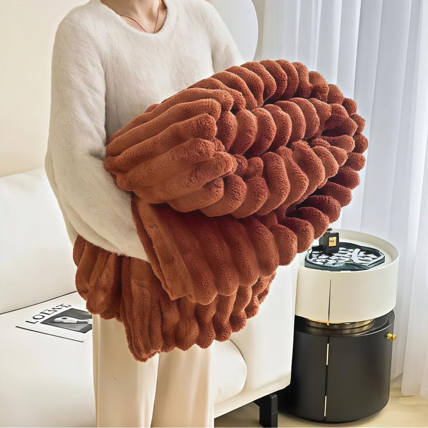 Cozzii™ Wabbitt Ultra-Soft Blanket