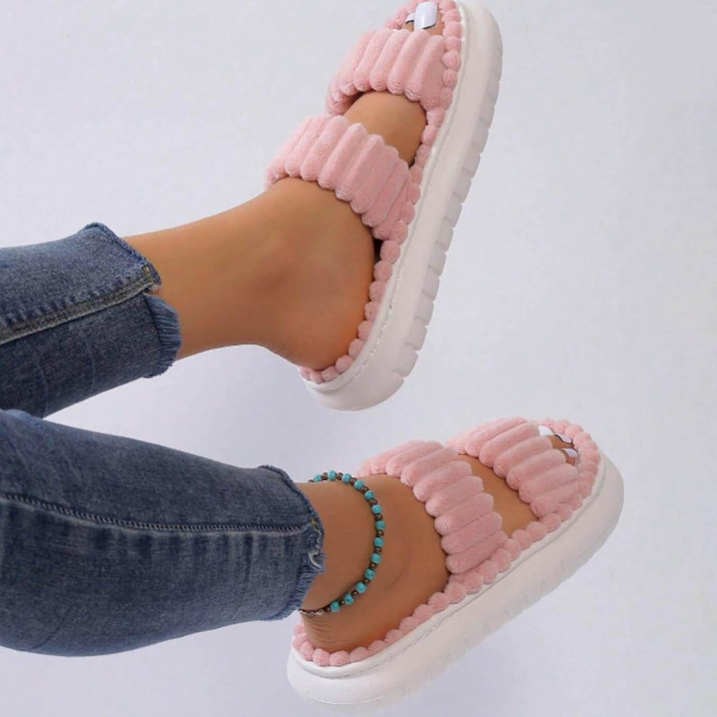 Cozzii™ Fuzzy Flops