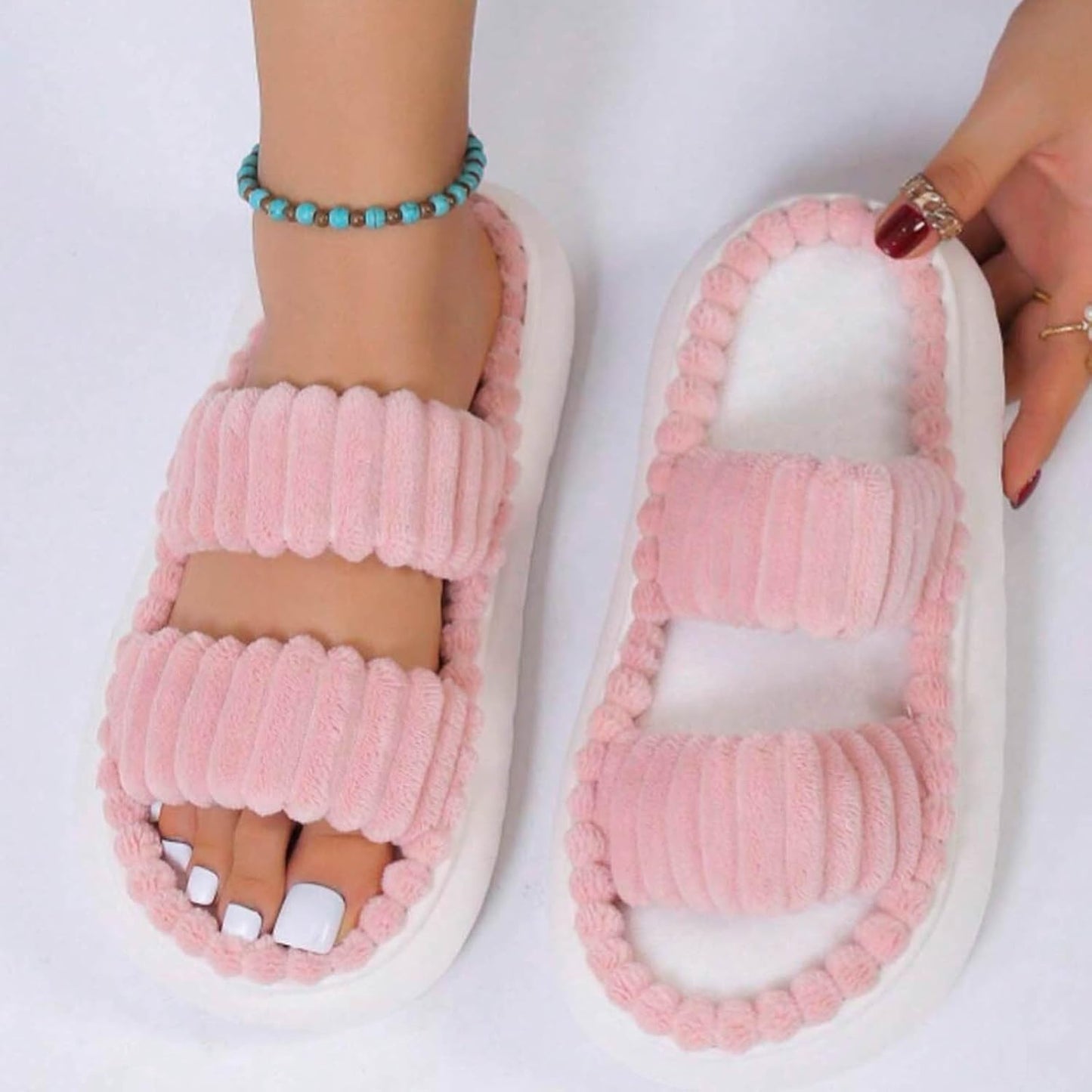 Cozzii™ Fuzzy Flops